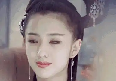  38岁的佟丽娅,除了美貌还有什么