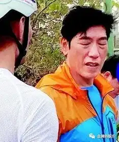  55岁的乌鸦哥张耀扬正式复出,将参演杜琪峰新电影黑社会3