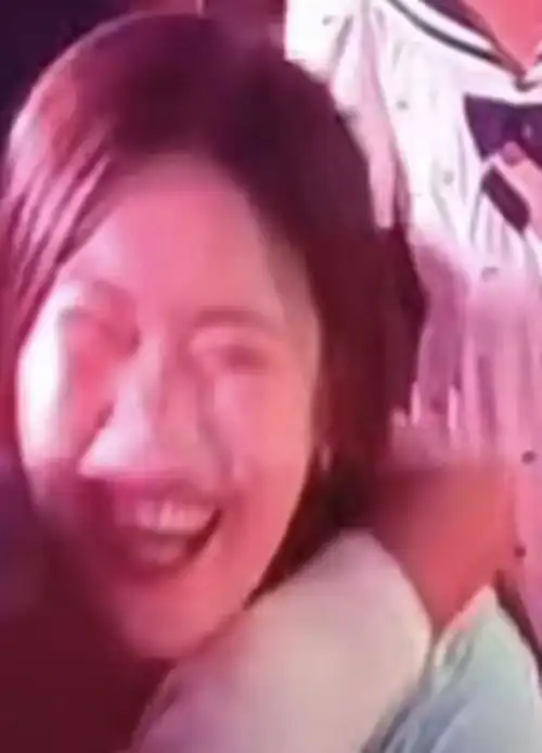  笑惨了网红孙悟空捉弄小孩,把小孩吓出表情包评论区笑疯了