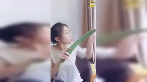  原来丝瓜还可以这样玩,小仙女的表情也是没谁了