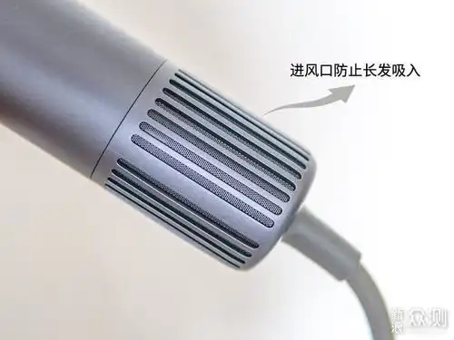  媲美戴森的直白吹风机秃头少女能否被解救