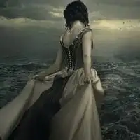  qq女生头像诡异小女孩