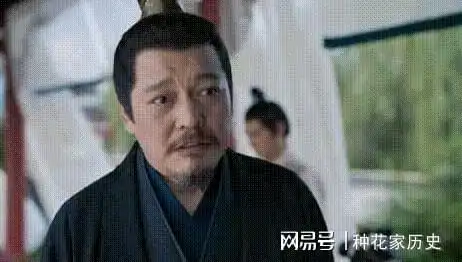  主角当工具人,配角表情包续命,这新番能追