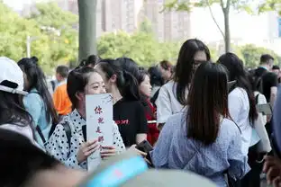  上海电视节红毯上的那些风情倪大红的表情包朱一龙的小笼包还有陈柏霖的手指操