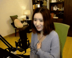 圆脸摇头gif表情包