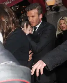  贝嫂安排爱女小七与乔治王子成玩伴