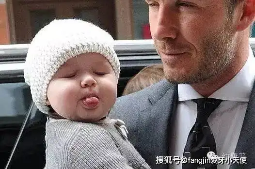  孩子不可小觑的口腔坏习惯吐舌