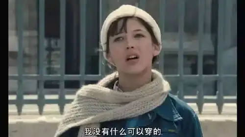  女生搞笑表情包衣服我有千千万,只有新的最好看