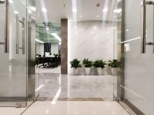  三里屯soho拎包入住户型方正视野好采光好配套全出租办公楼租赁北京我爱我家