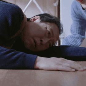  雷佳音新剧开播开端制片人亲自操刀,比人世间还豪横