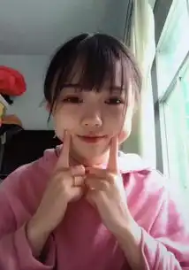  抖音妹子哭诉自己脸太胖,关掉美颜后,网友心都萌化了