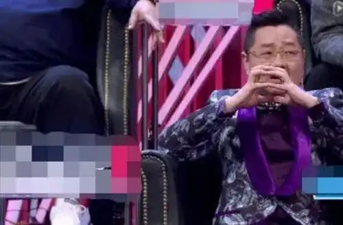  马景涛强吻刘嘉玲网友他总爱亲别人