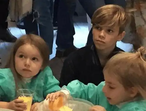  贝克汉姆的孩子们和世界杯的缘分,这次小七哈珀最有兴趣