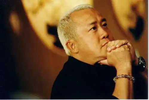  曾志伟香港娱乐圈最后一个大佬,被人戏称为小巨人