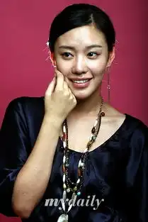  金雅中,亚洲人气聚增,访问越南