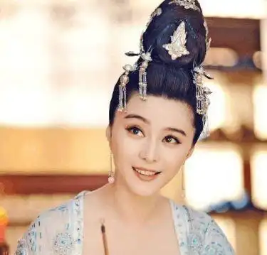 娱乐圈中的白莲花角色如萍劝雪姨不认输,武媚娘人人都爱