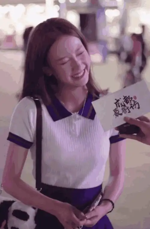  抖音上因一句能带我吃饭就好成都小甜甜爆红,网友太现