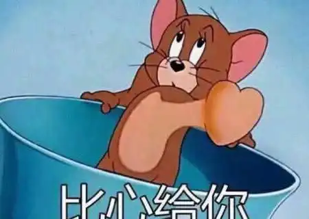  同样是男装大佬,熊祁变身动漫男主,而她却雌雄莫辨