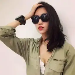  网友逗趣告白李斯羽表情包笑点十足