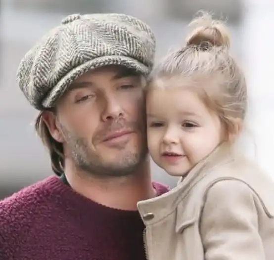 贝克汉姆4个孩子全长歪,跟父母颜值差距明显,网友遗憾遗传 贝克汉姆4个孩子全长歪,跟父母颜值差距明显,网友遗憾遗传