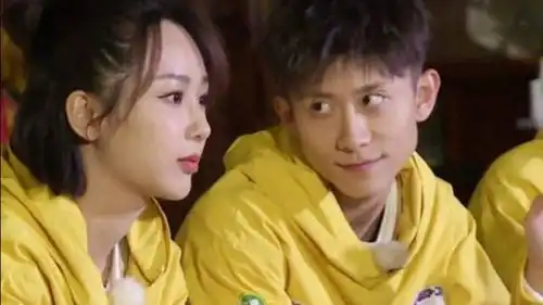  张一山凌晨一点给杨紫发生日祝福,发的这张图真是太用心了