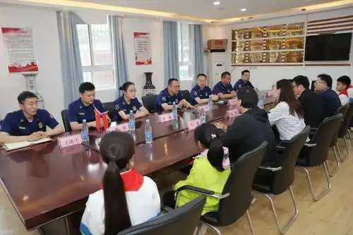  学史力行情暖人心淮南市消防救援支队扎实开展我为群众办实事爱民实践活动