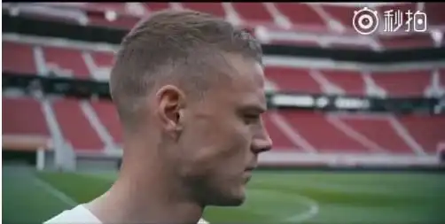  全国人口只有30万的冰岛队凭什么踢进世界杯