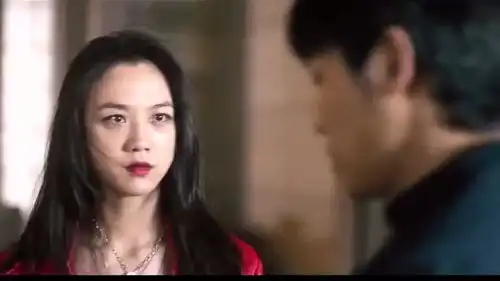  是不是渣男,上了赌场就知道了女孩的表情让人看了心疼