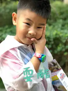  网友晒两条狗称是安吉和小鱼儿,沙溢调侃是想说一个黑一个白吗