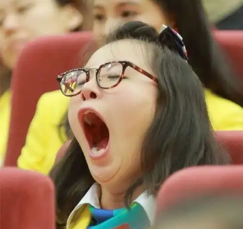 可爱女孩表情包简笔画傅园慧