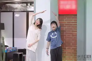  李斯羽公主扶张大大网友赞最萌身高差