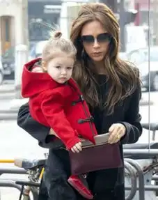 一本公主日记告诉你不是所有女孩都叫小七 一本公主日记告诉你不是所有女孩都叫小七