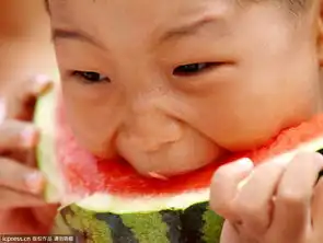 韩国小学生吃西瓜比赛狼吞虎咽争当大胃王 韩国小学生吃西瓜比赛狼吞虎咽争当大胃王