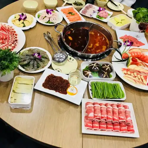 听说你们都想吃火锅还想免单来吧野小妹火锅满足你的一切幻想 听说你们都想吃火锅还想免单来吧野小妹火锅满足你的一切幻想