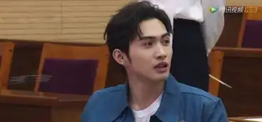  超越吧英雄智勋尬吹罗云熙,台下众人笑翻,张彬彬更笑成表情包