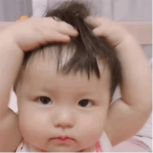  超可爱的丸子妹抓头发表情包