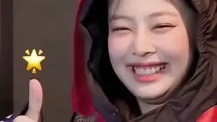  辛芷蕾jennie同框鲶鱼系高级脸相似美不久前辛芷蕾竟被男粉丝喊妈辛芷蕾也不甘示弱立即回击臭小子你给我等着