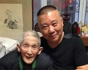  郭德纲的师父不止有侯耀文,还有两位名家,也同样是他的恩师