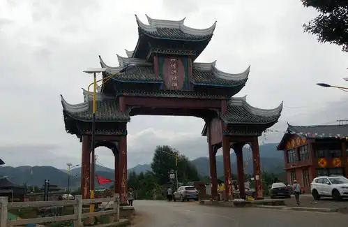  表情行走的风景游泸沽湖,看深水湖泊美景腾讯新闻表情