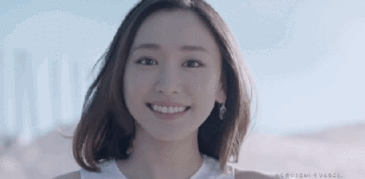  谁有新垣结衣的微笑动态图她的笑好迷人