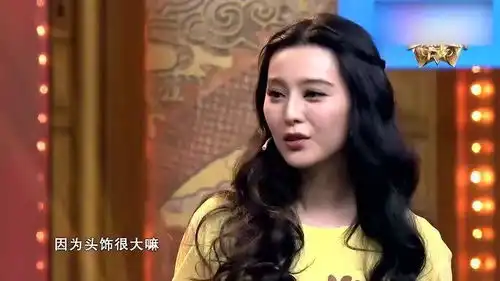  李晨模仿范冰冰拍武媚娘传奇,女演员怎么下车的,小编已笑喷