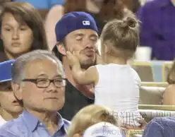  小七逛商场自选衣服哈珀表情丰富萌杀众人5621018