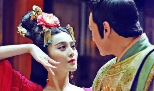  历史上唯一的女皇帝,掐死了自己的女儿,他死后留下无字碑
