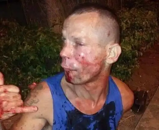  性感美女半夜被打劫,结局却让警察哭笑不得.....