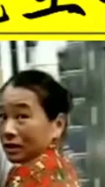  当父母突然看到儿女回来时的表情真的是太真实了