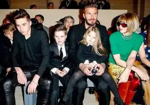 别只看花绿棉袄中国国际时装周的正确打开方式 别只看花绿棉袄中国国际时装周的正确打开方式