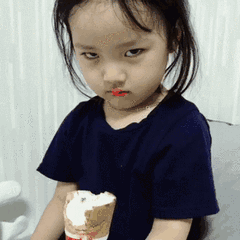 吃席表情包动图甜筒