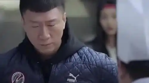  好先生孙红雷听到厨师向自己讲述,竟露出这表情,把厨师给急哭了