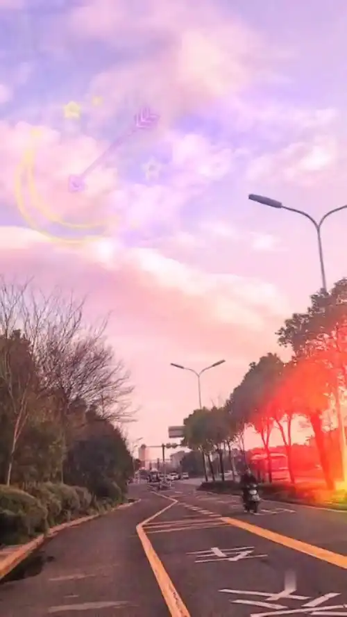 qq看点上的表情包腾讯