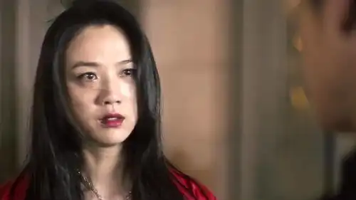  是不是渣男,上了赌场就知道了女孩的表情让人看了心疼